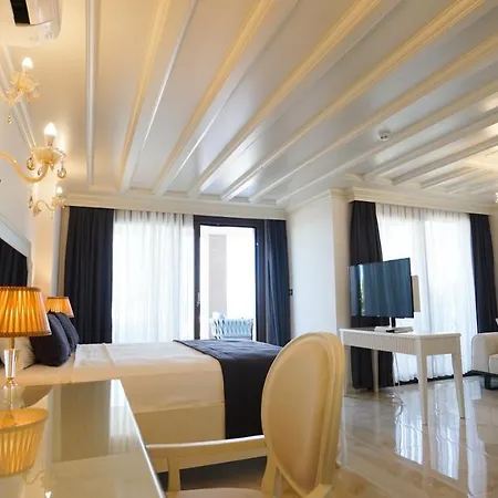 מלון Rota Seaside Cunda