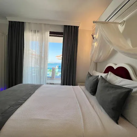 Rota Seaside فندق *