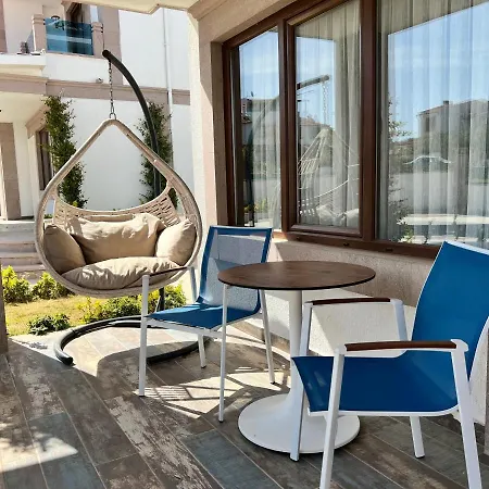 מלון Rota Seaside *