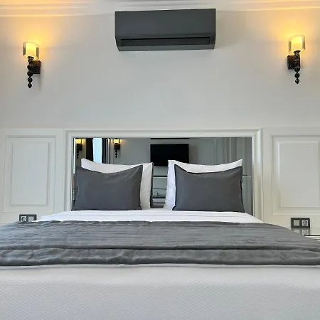 Rota Seaside فندق