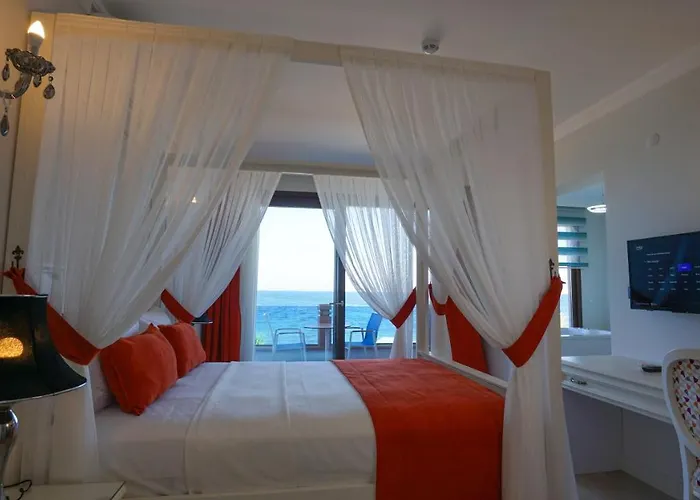 ホテル Rota Seaside アイワルク（バルケスィル）